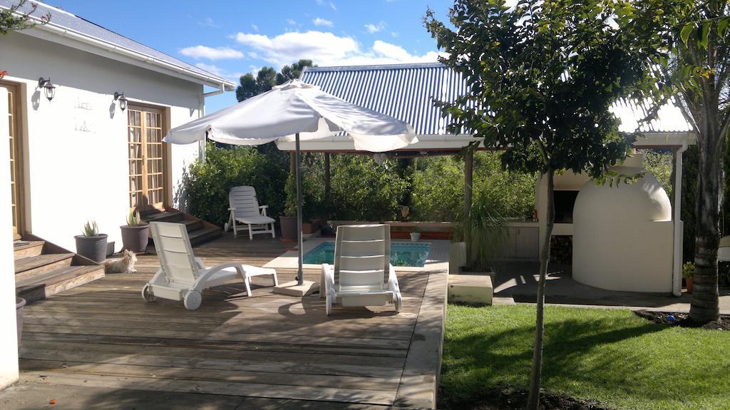 B&B On Church Oudtshoorn Esterno foto